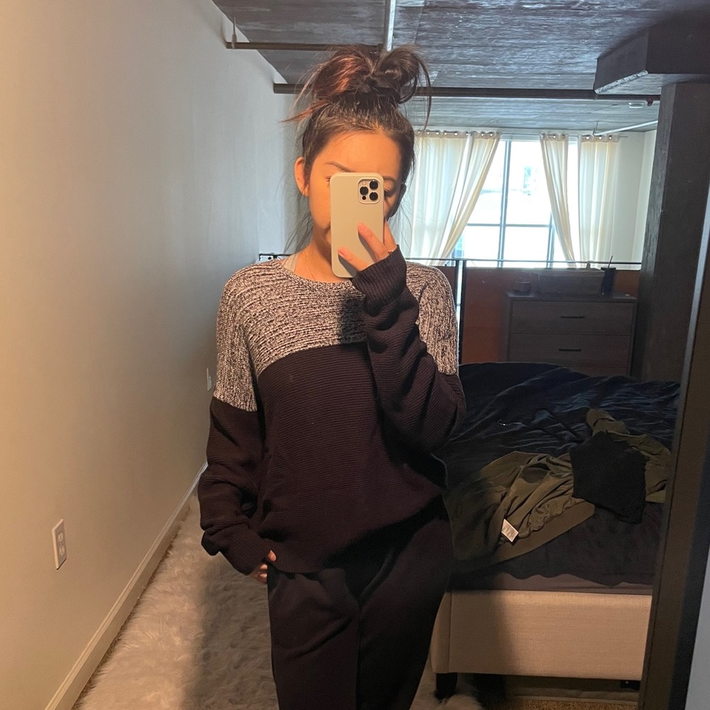 Colorblock knit sweater